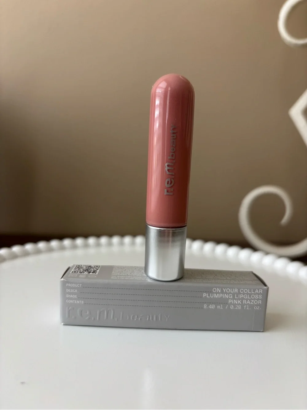 rem beauty On Your Collar Plumping Lipgloss - Pink Razor